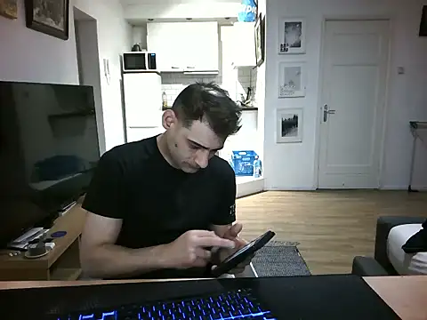 mihaimichael online show from May 2, 8:14 pm