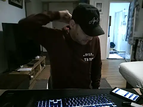 mihaimichael online show from April 2, 10:55 am