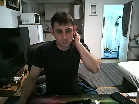 Snapshot of mihaimichael chatting on September 30, 12:00 pm mihaimichael online show from September 30, 12:00 pm