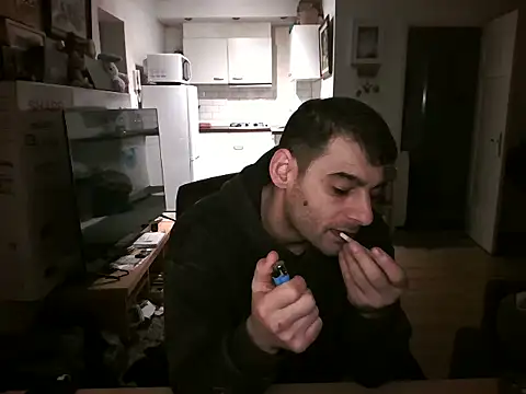 Snapshot of mihaimichael chatting on November 13, 6:06 am mihaimichael online show from November 13, 6:06 am