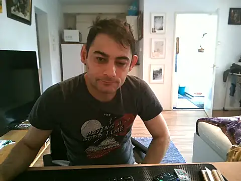mihaimichael online show from June 16, 1:11 pm