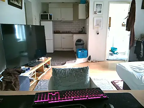 mihaimichael online show from March 25, 12:04 pm