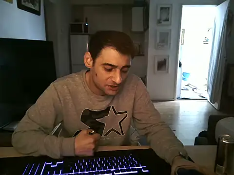 mihaimichael online show from April 19, 9:10 am