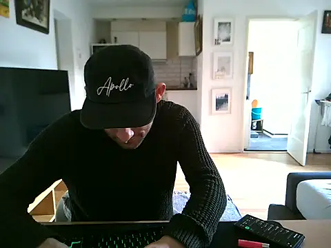 mihaimichael online show from April 24, 7:43 am