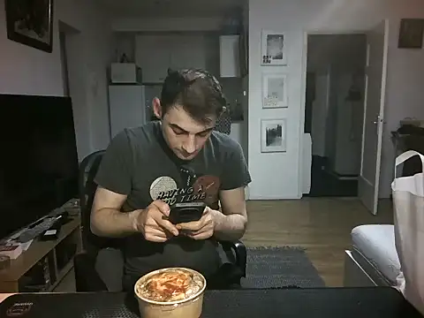 mihaimichael online show from May 31, 9:37 pm