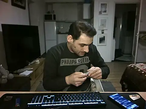 mihaimichael online show from April 11, 12:40 am