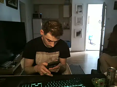 mihaimichael online show from May 3, 10:53 am