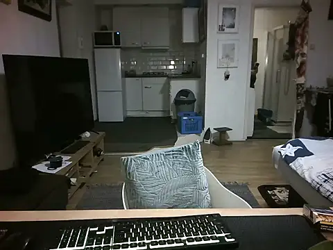 mihaimichael online show from March 26, 12:09 am