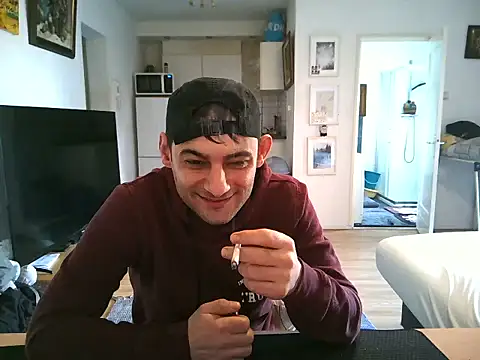 mihaimichael online show from April 15, 1:04 pm
