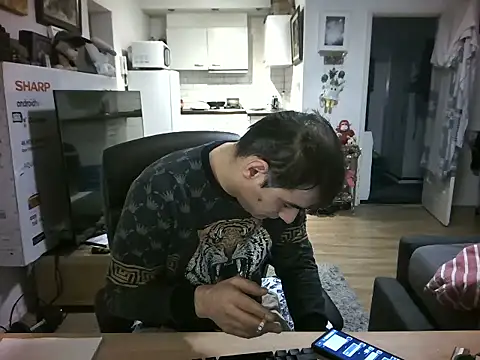 mihaimichael online show from December 20, 3:37 pm