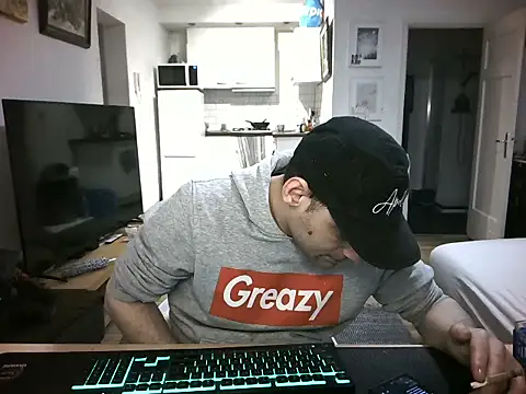 mihaimichael online show from April 9, 12:01 am