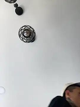 Herem369 online show from November 5, 9:18 pm