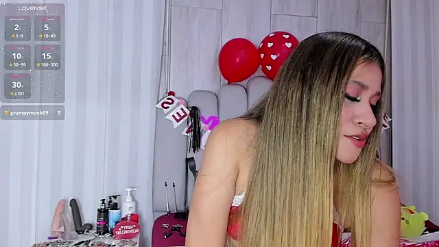 Snapshot of mileyerikson chatting on February 14, 2:56 am mileyerikson online show from February 14, 2:56 am