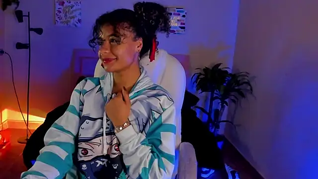 Snapshot of keyla_roberts777 chatting on March 7, 3:40 am keyla roberts777 online show from March 7, 3:40 am