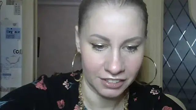 TherestlessKitty online show from March 5, 6:01 am