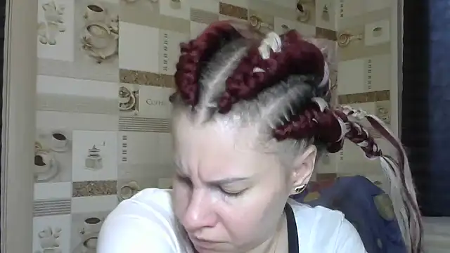 TherestlessKitty online show from October 18, 6:04 am