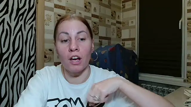 TherestlessKitty online show from June 21, 10:15 pm