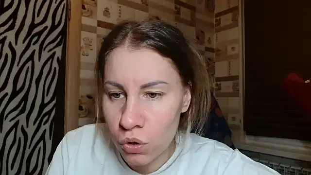 TherestlessKitty online show from February 17, 10:18 pm