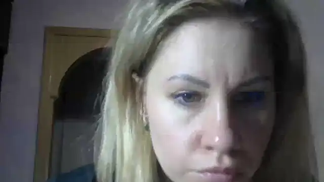 TherestlessKitty online show from February 3, 8:13 am