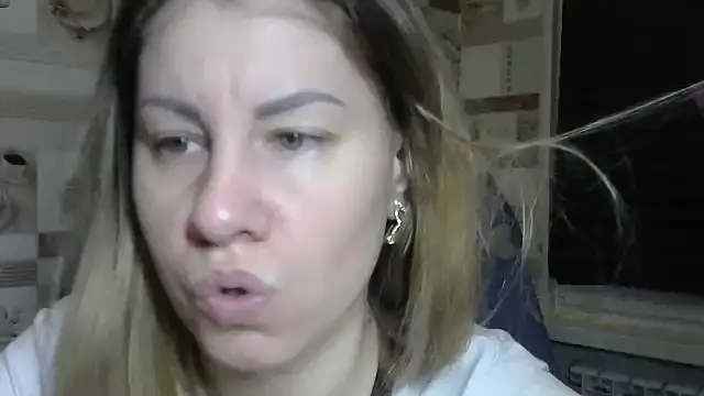 TherestlessKitty online show from February 6, 10:28 pm