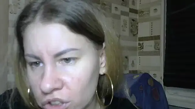 TherestlessKitty online show from December 13, 10:16 pm