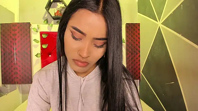 Karoll014 online show from February 5, 11:50 am