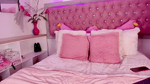 Tayzon Foxxx online show from December 4, 12:48 pm