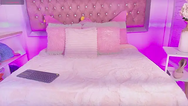 Snapshot of Tayzon_Foxxx chatting on March 3, 1:29 pm Tayzon Foxxx online show from March 3, 1:29 pm