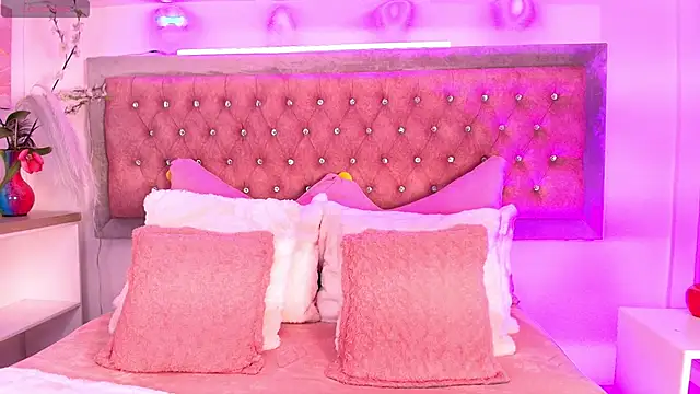 Tayzon Foxxx online show from October 26, 12:49 pm