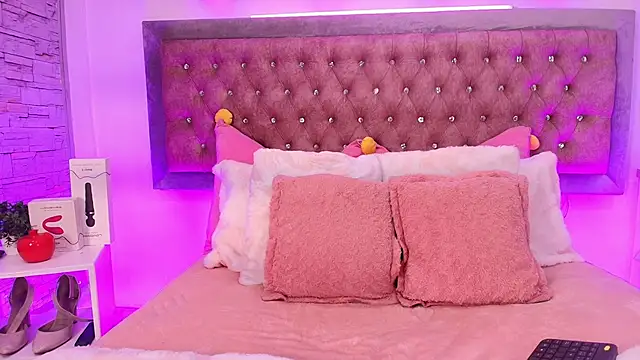 Tayzon Foxxx online show from November 4, 12:53 pm