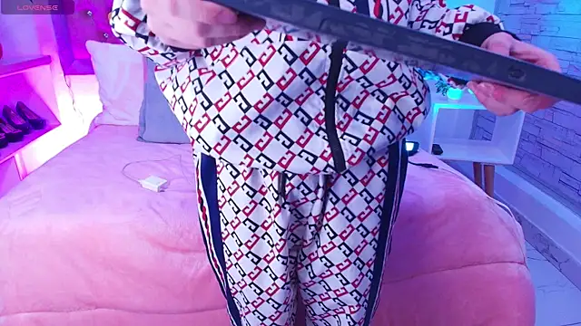 Tayzon Foxxx online show from September 29, 12:44 pm