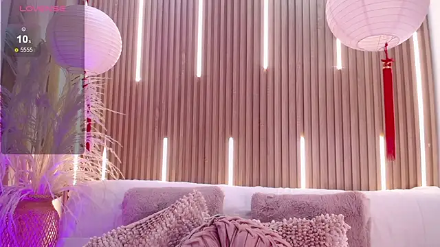 Tayzon Foxxx online show from March 8, 8:23 pm