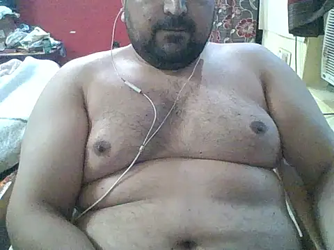 Snapshot of ARYANAVAILABLE chatting on July 15, 12:28 am ARYANAVAILABLE online show from July 15, 12:28 am