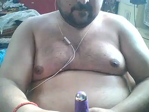 Snapshot of ARYANAVAILABLE chatting on May 19, 1:56 am ARYANAVAILABLE online show from May 19, 1:56 am