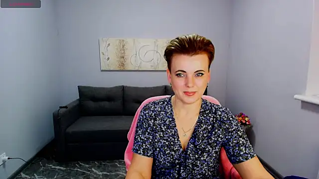 Julia Wilsone online show from February 16, 6:56 am