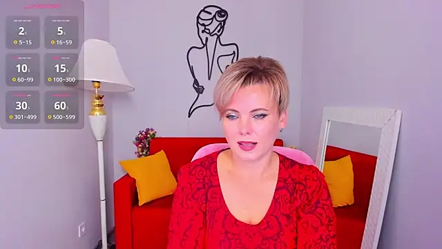 Julia Wilsone online show from October 29, 7:07 am