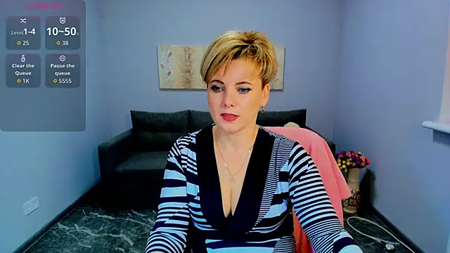 Julia Wilsone online show from March 1, 7:19 am