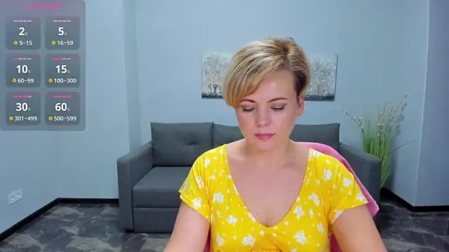 Julia Wilsone online show from February 6, 4:36 pm