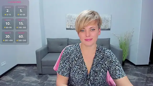 Julia Wilsone online show from February 5, 3:52 pm