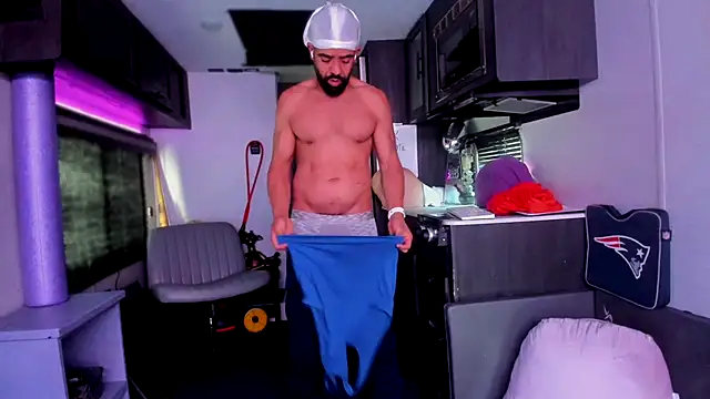 DirtyDrizzy online show from February 8, 5:32 pm