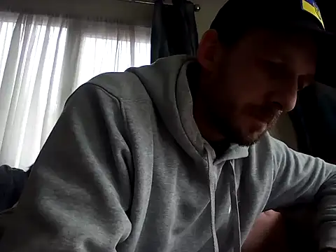 Snapshot of HungKing88 chatting on December 2, 11:51 am HungKing88 online show from December 2, 11:51 am