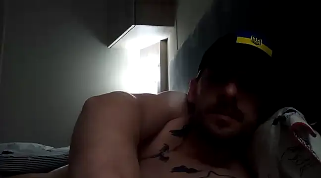 Snapshot of HungKing88 chatting on January 31, 9:27 am HungKing88 online show from January 31, 9:27 am