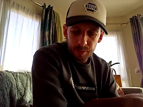 Snapshot of HungKing88 chatting on January 15, 12:25 pm HungKing88 online show from January 15, 12:25 pm