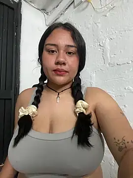 Snapshot of SofiaGarcia7 chatting on June 2, 2:50 pm SofiaGarcia7 online show from June 2, 2:50 pm