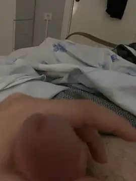 Snapshot of Erenn34 chatting on September 19, 10:03 pm Erenn34 online show from September 19, 10:03 pm