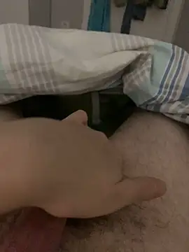 Snapshot of Erenn34 chatting on November 7, 10:24 pm Erenn34 online show from November 7, 10:24 pm