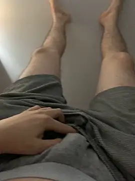 Snapshot of Erenn34 chatting on September 20, 11:32 pm Erenn34 online show from September 20, 11:32 pm