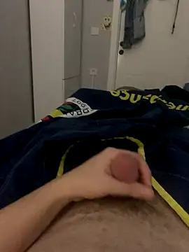 Snapshot of Erenn34 chatting on October 8, 12:12 am Erenn34 online show from October 8, 12:12 am