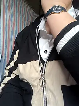 Sweetlove 77 online show from November 17, 2:15 am