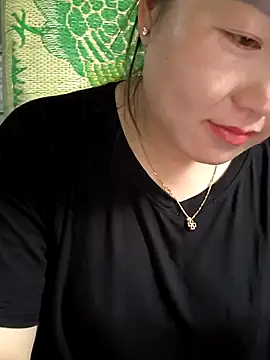 Snapshot of Sweetlove_77 chatting on September 13, 2:11 am Sweetlove 77 online show from September 13, 2:11 am